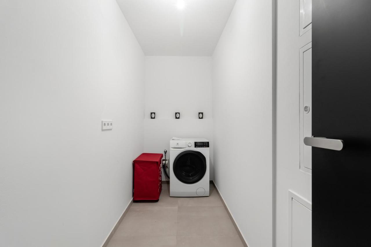 Ferienwohnung Luxury Penthouse Prag Exterior foto