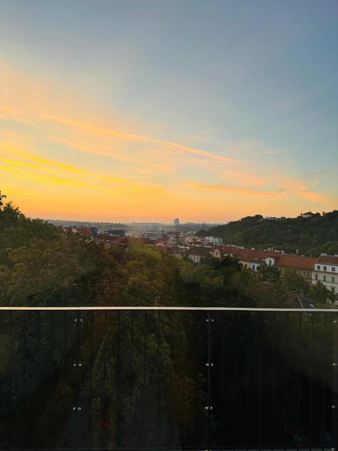 Ferienwohnung Luxury Penthouse Prag Exterior foto
