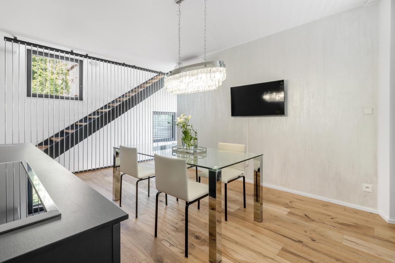 Ferienwohnung Luxury Penthouse Prag Exterior foto